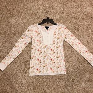 Long-sleeved